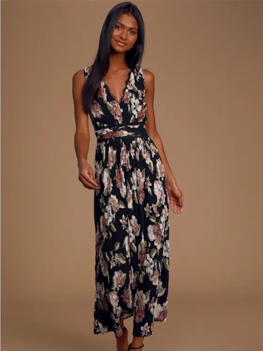 Black Floral V-Neck Maxi Dress